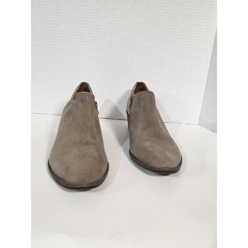 Lucky Brand Barough Ankle Boots Womens Sz 10 Brown Suede Beige Booties Side Zip